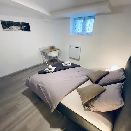 Appartement Moderne et Parking Privé Toul Extérieur photo