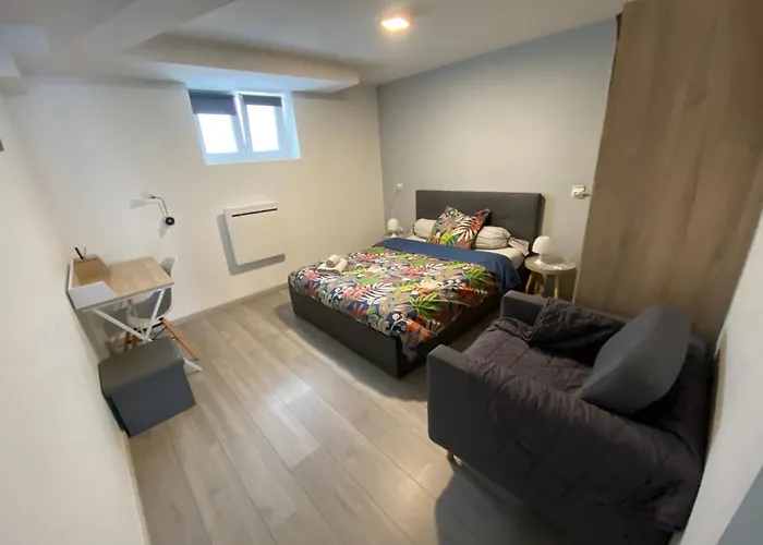 Toul Appartement Entier Avec Parking Prive Au Calme Cosy A Etage Avec Balcon