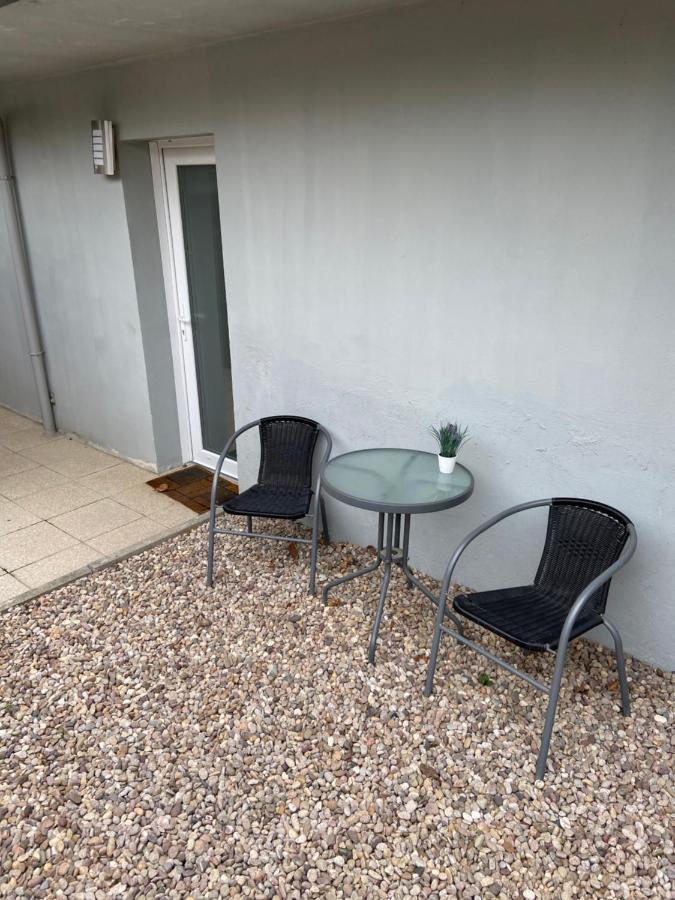 Entier Avec Parking Prive Au Calme Cosy A Etage Avec Balcon Apartment