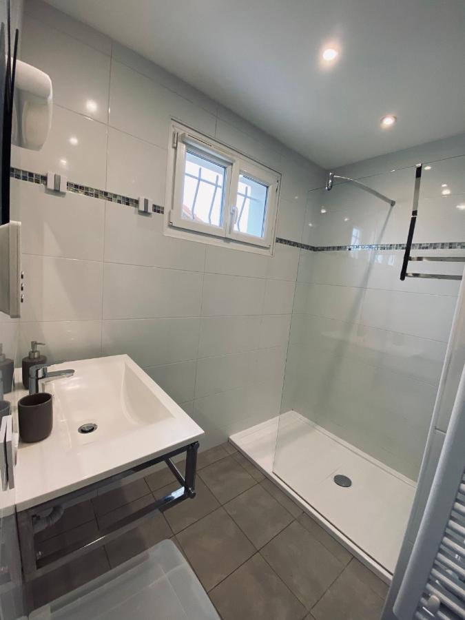 Apartment Entier Avec Parking Prive Au Calme Cosy A Etage Avec Balcon