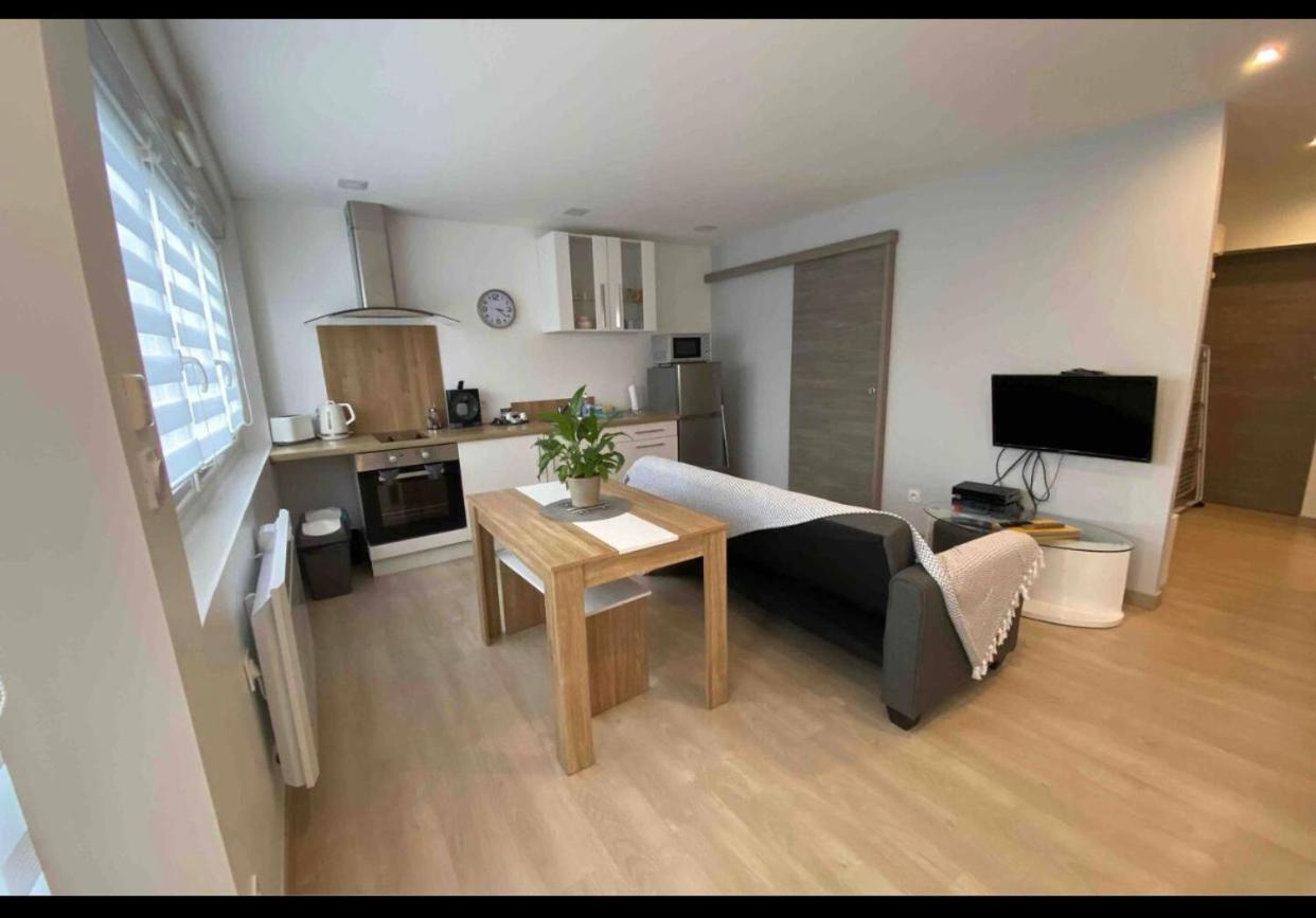 Entier Avec Parking Prive Au Calme Cosy A Etage Avec Balcon