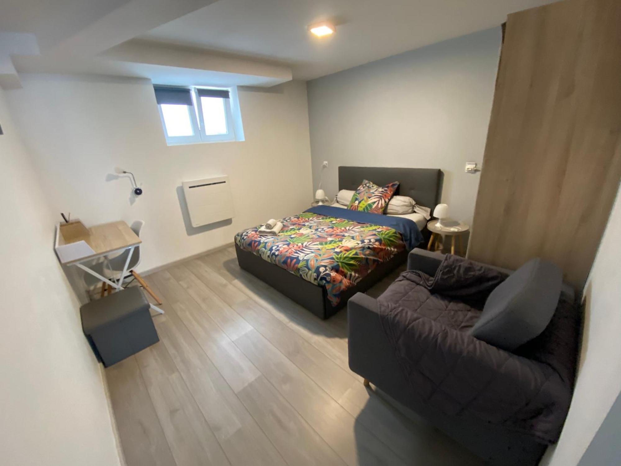 Entier Avec Parking Prive Au Calme Cosy A Etage Avec Balcon * Toul