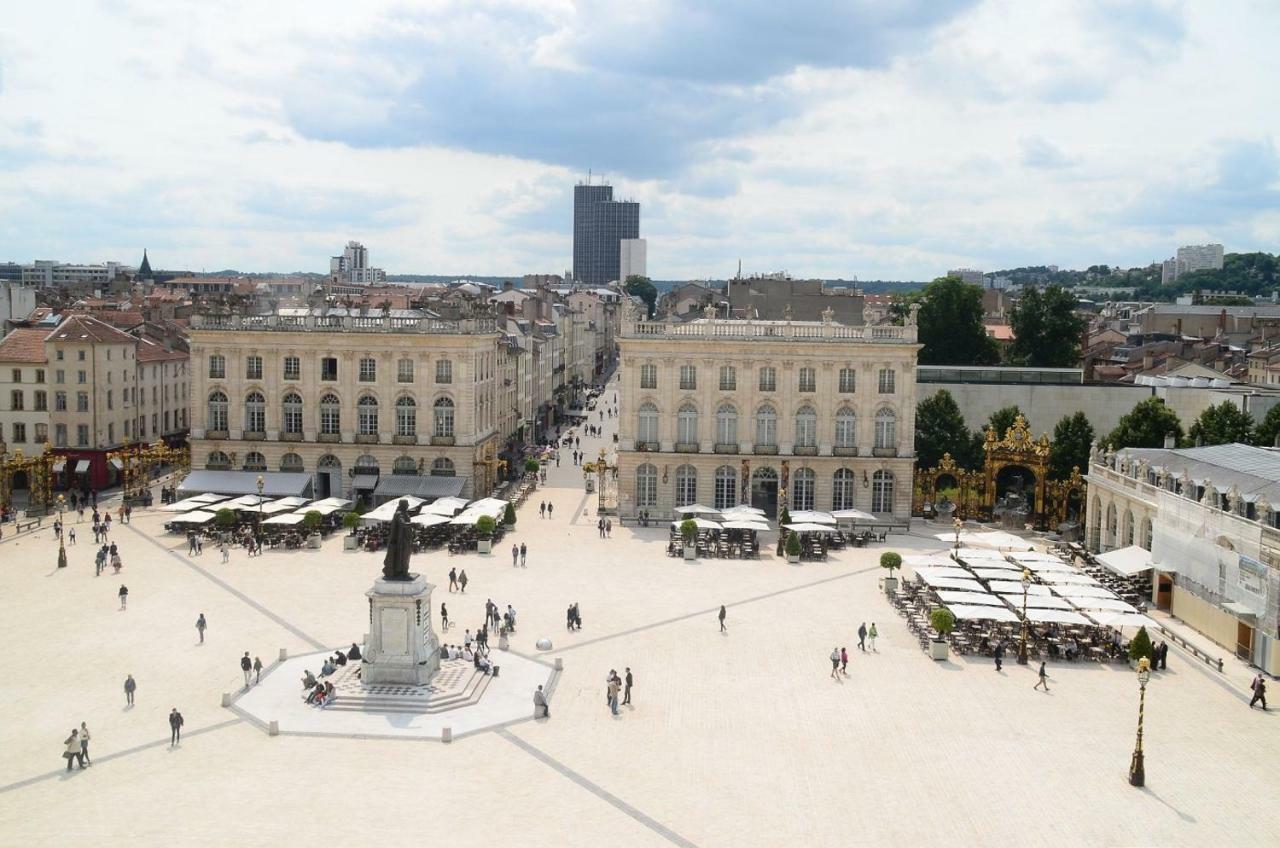 Entier Avec Parking Prive Au Calme Cosy A Etage Avec Balcon Apartment Toul
